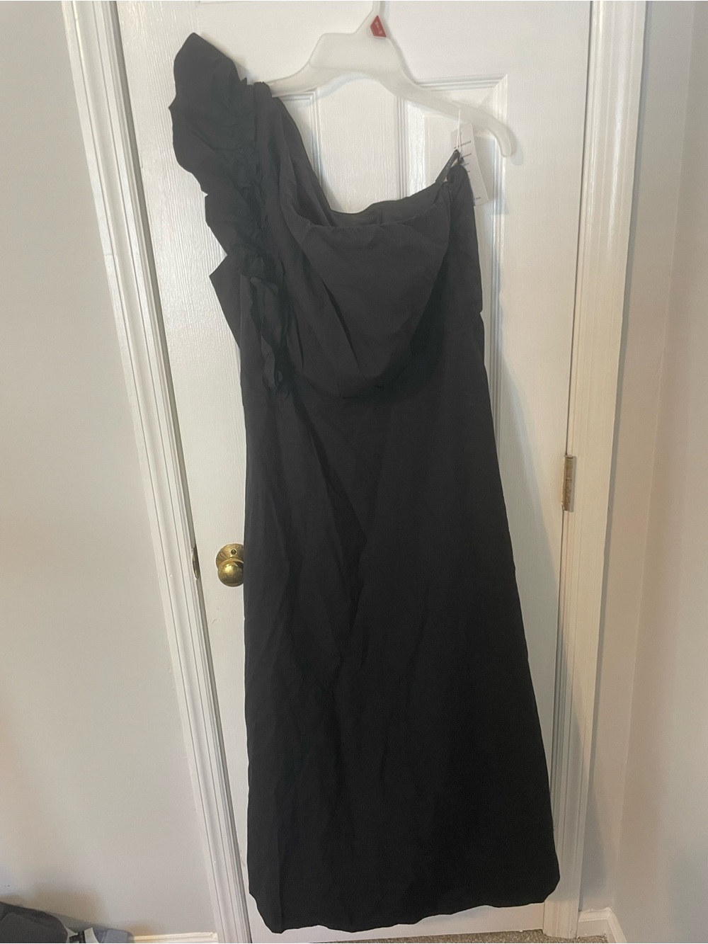 New With Tags Zesica Black One-Shoulder Ruffle Maxi Dress Size XL 100% Cotton